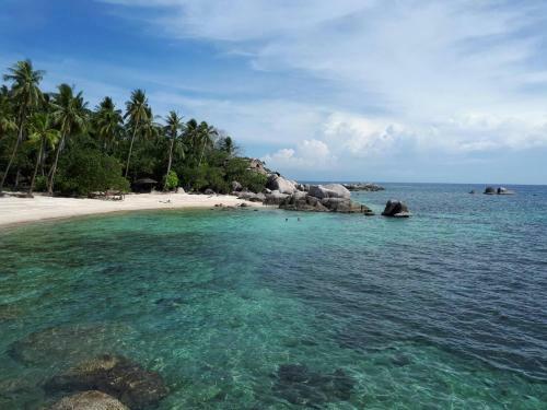 Sai Thong Resort At Sai Nuan Beach