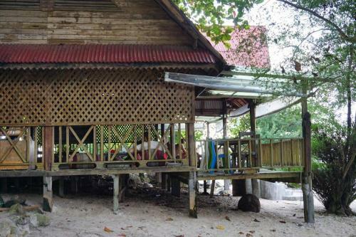 Sai Thong Resort At Sai Nuan Beach