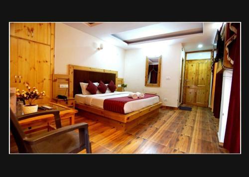 Hotel Manali View