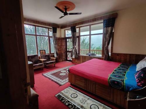 Aroma Taru Villa / Cottage ,manali