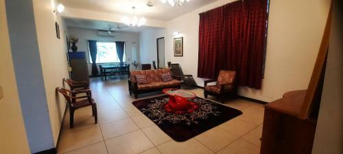 Apartamento Dakshin Homestays