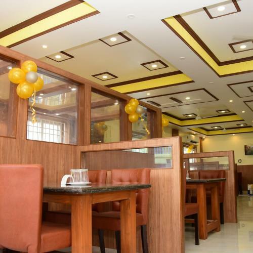 Hotel Jfive Residency