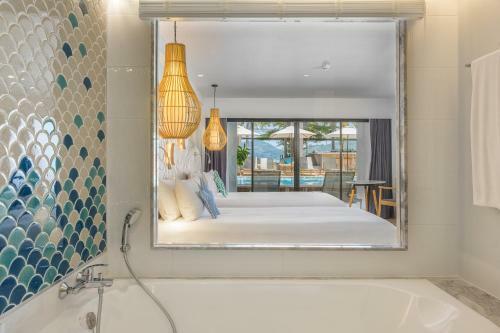 Liv Hotel Phuket Patong Beachfront - Sha Extra Plus