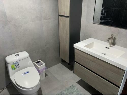 Apartamento Beverly Hills Villa Patong