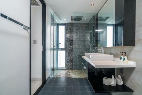 Twin Sands Apartments By Lofty