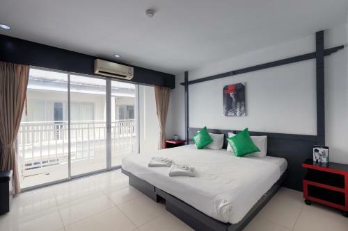 Hotel Baya Phuket