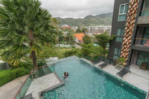 Patong Hill Cozy Studio With Nice Pool And Garden