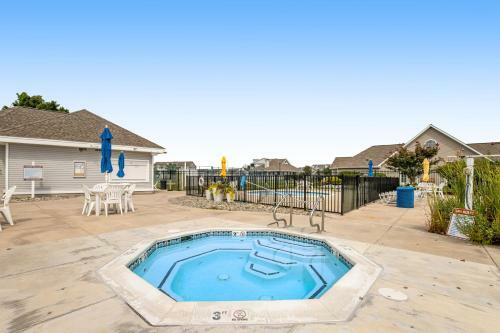 Bethany Bay --- 4306 Pettinaro