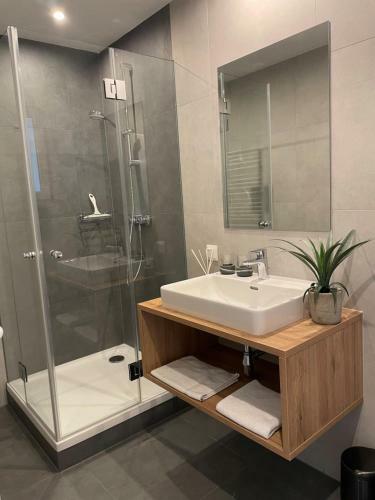 Seaways Apartments