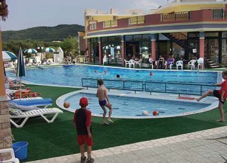 Hotel Letsos