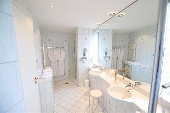 Top Ccl Hotel Meerane(.)