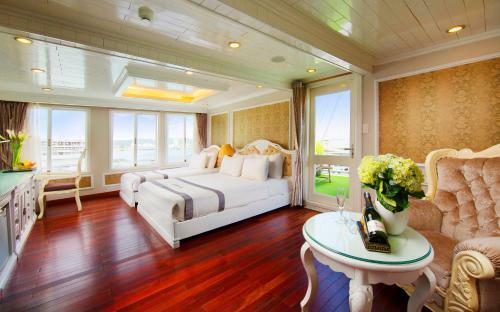 Signature Halong Cruise