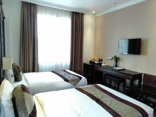 City Bay Palace Hotel