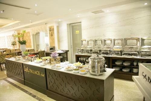 City Bay Palace Hotel