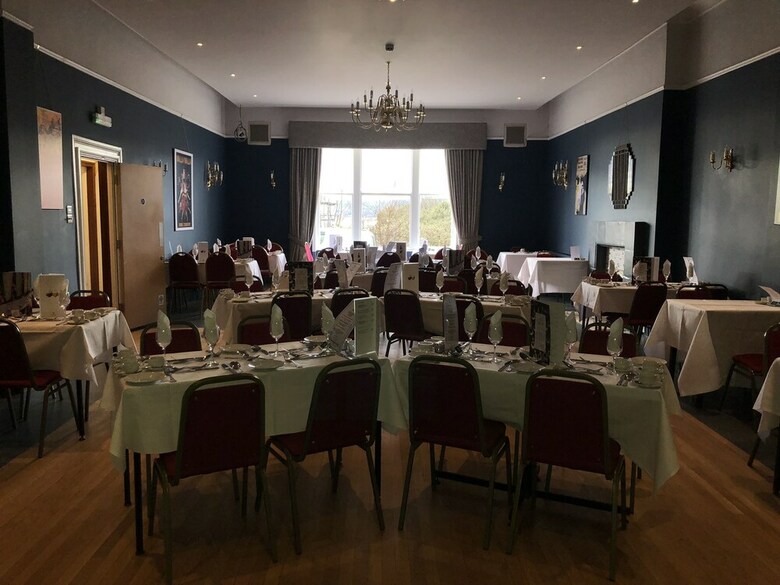 Manor Hotel