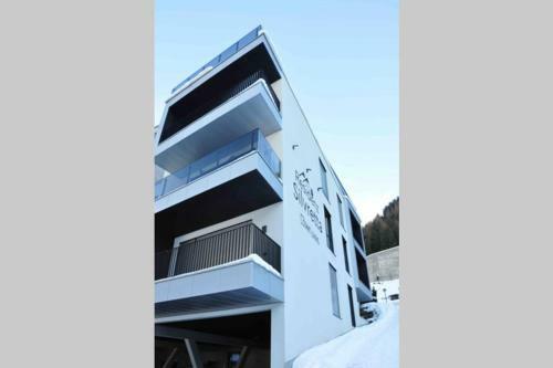 Exklusives Alpine Apartment Mit Kamin
