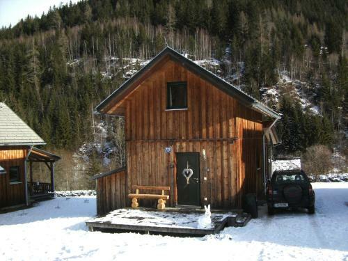 Chalet ?snow Bunny?