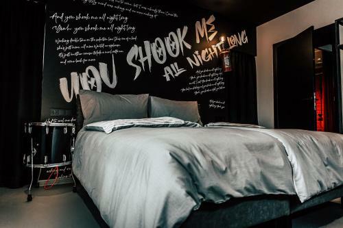 Boutique Aparthotel Old School & Rock�n Roll