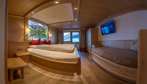 Posada Gasthof Tannen - Alm