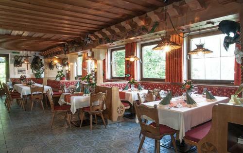 Posada Gasthof J�gerklause