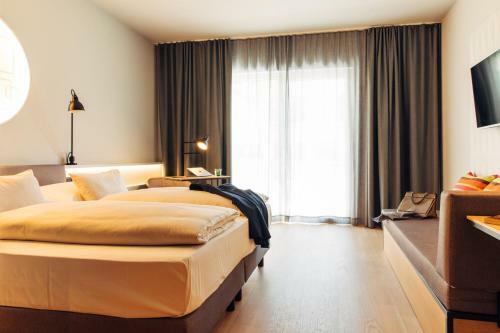 Harry's Home Hotel & Apartments