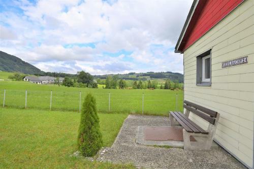 Ferienhaus Am Traunsee Mit Bergsicht