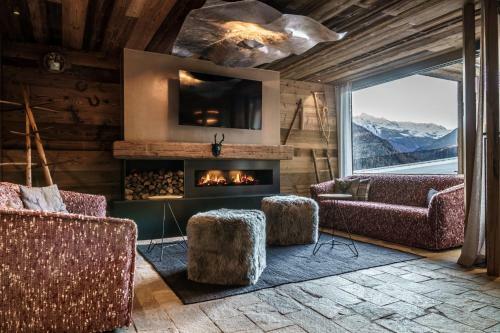 Chalets - The Peak