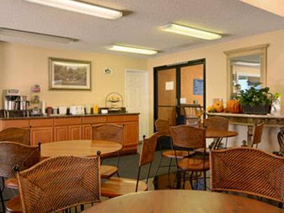 Hotel Super 8 Escondido