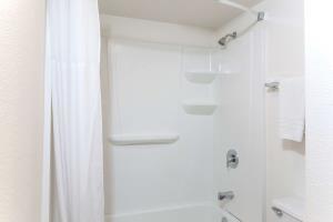 Hotel Super 8 Escondido