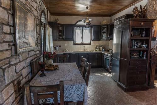 Stone Mansion Anavryti, ??? 20569