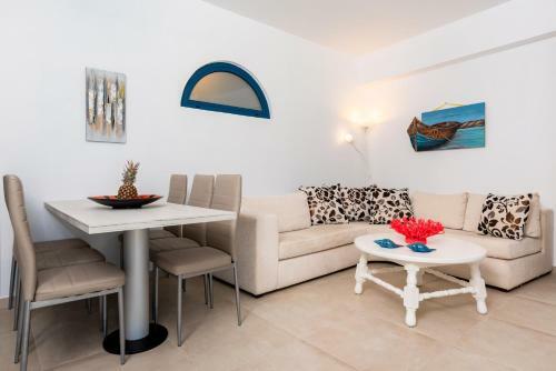 Villa Waves