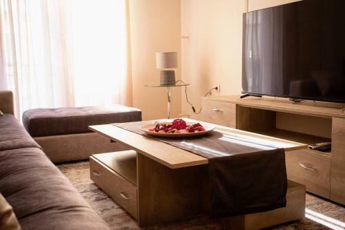Efis Apartment