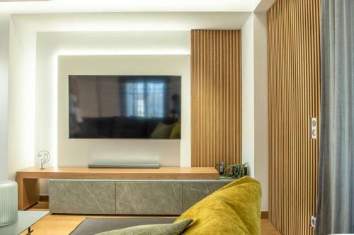 Brand New Luxurious Modern Apartment