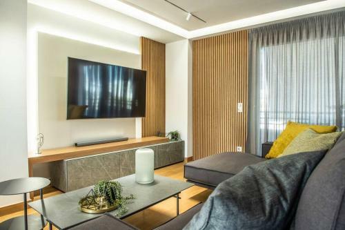 Brand New Luxurious Modern Apartment