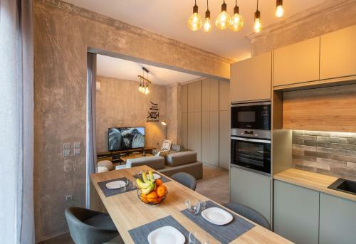 Lepanto Luxury Apartments Gf