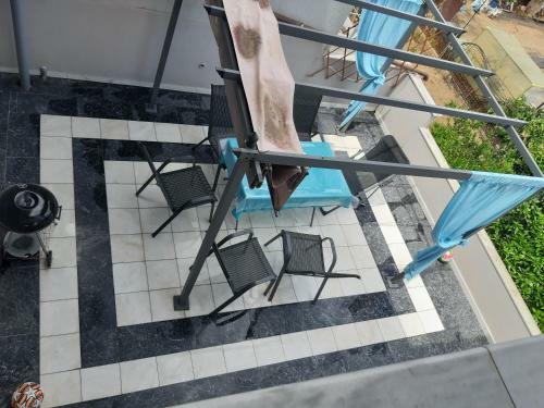 Soula's Sunshine Apartments