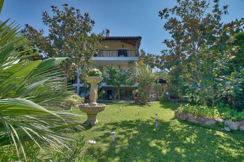 Vacation And Relaxation Home Oropos