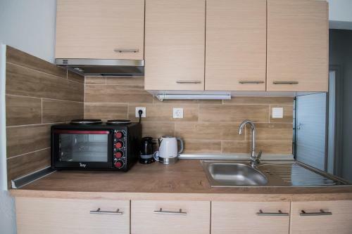 Chelona Apartments