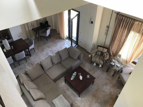 M Varkes Villa