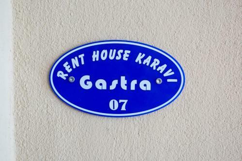 Hostal Rent House Karavi
