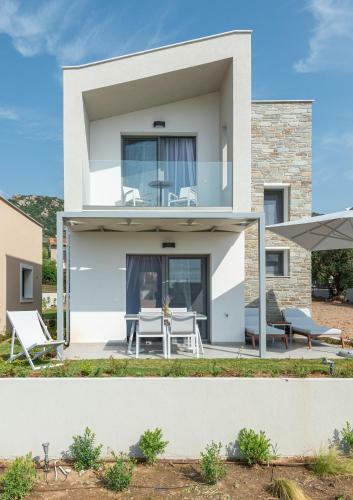 Hotel Yuka Villas Collection
