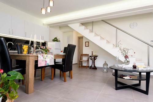 Villa Filos Suites