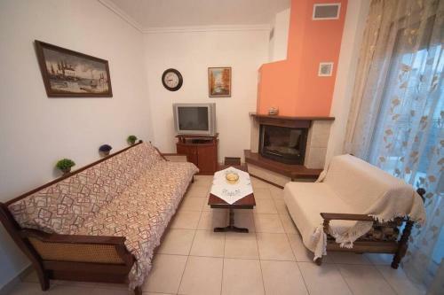 Zoe's Apartments