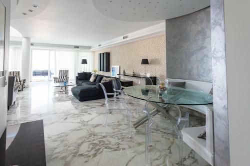 Sapphire Luxury Villa