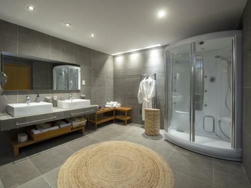 Villa Ferenity