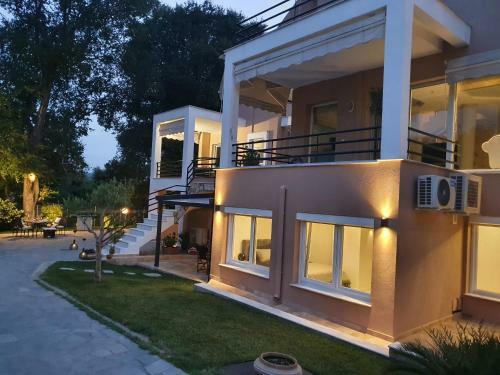 Dioni Luxury House
