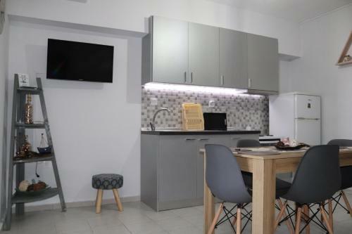Michael's Apartment's