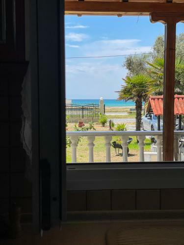 Casa Lia-beach Front Villa