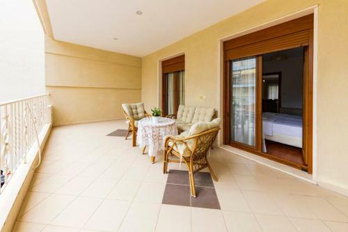 Apartamento Kallikratia Suites