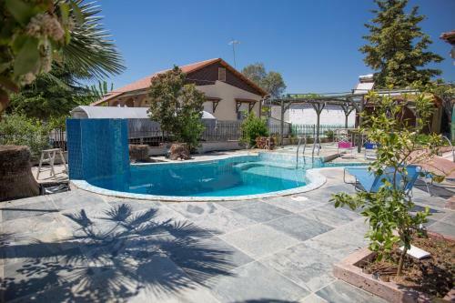 Luxurious Villa